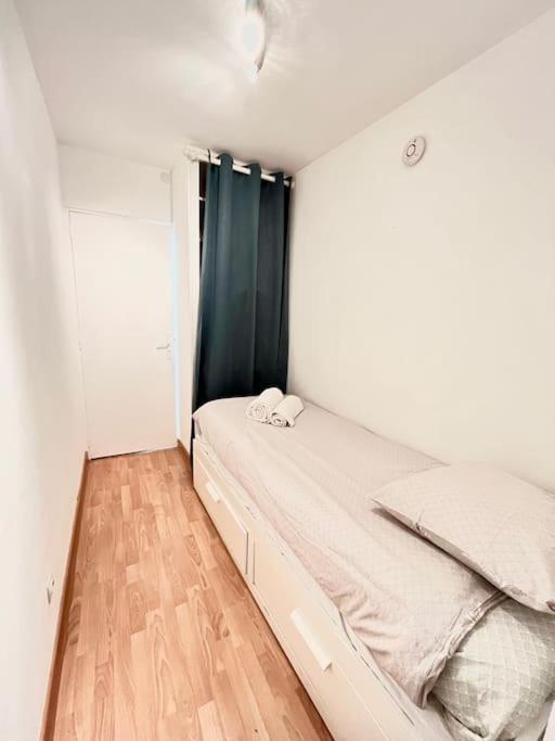 New York - Appartement A Reims Ngoại thất bức ảnh